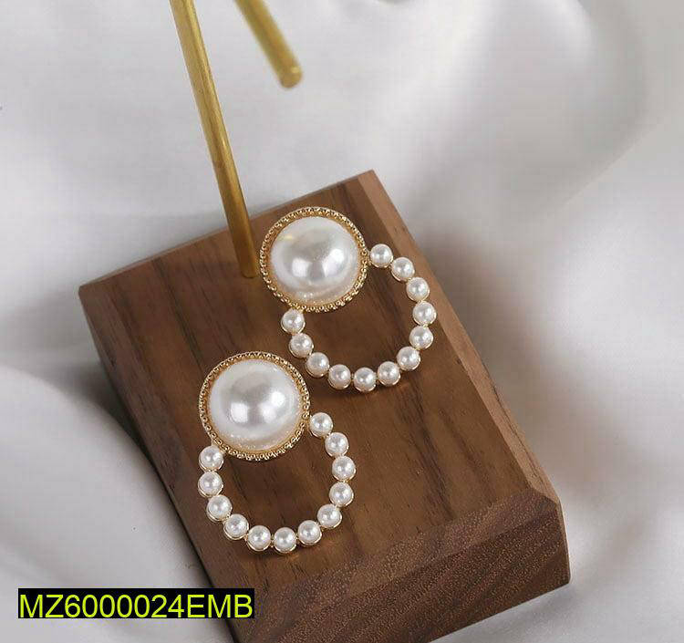 Beautiful Pearl Earrings Latest Design (Viral and Famous)